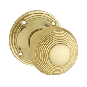 1028 Reeded Knob Set